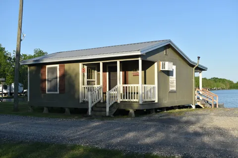 Poche's RV Park & Fish-N-Camp
