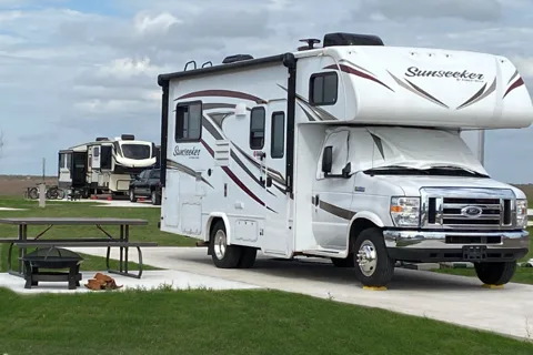 Jetstream Tropical Trails RV Resort
