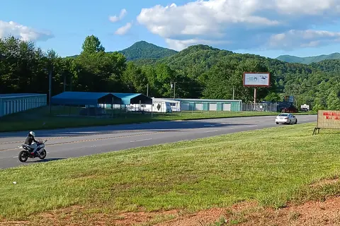 Flaming Arrow Campground and RV