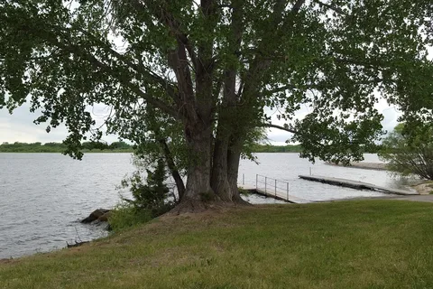 Valley View Flat - Calamus Reservoir State Recreation Area