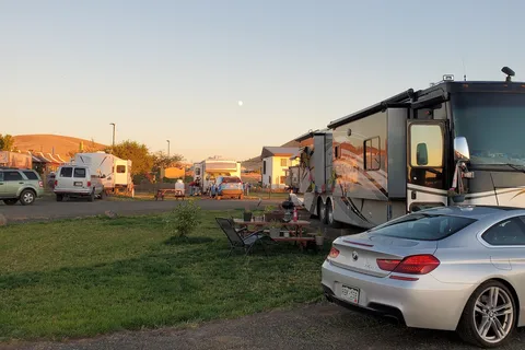 Stargazers RV Resort