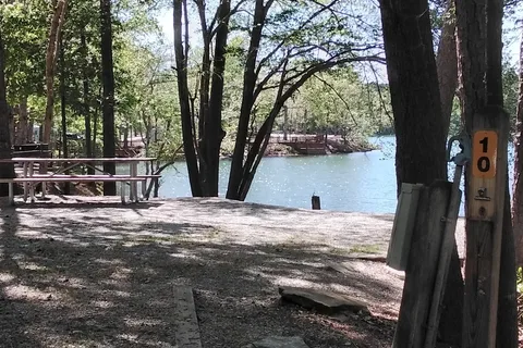 Hartwell Lakeside KOA Holiday