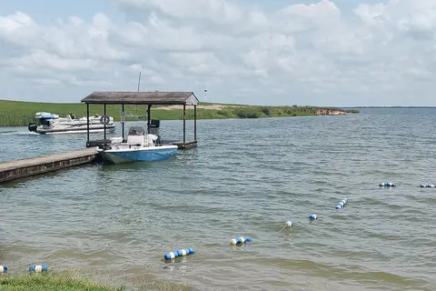 Fisherman's Point Marina Resort