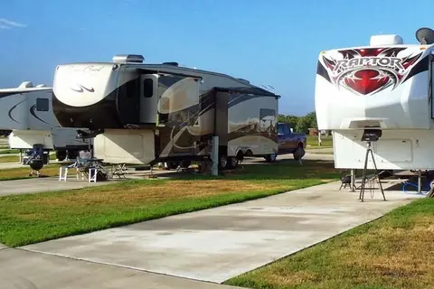 Texas Lakeside RV Resort