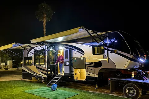 Cathedral Palms RV Resort