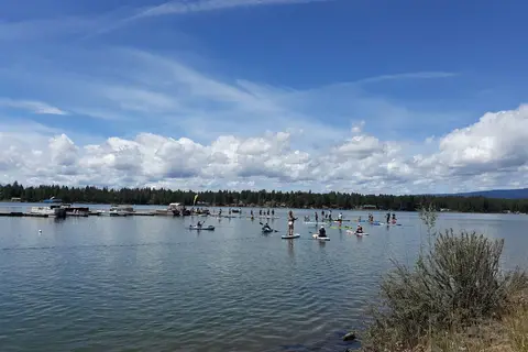 Pine Hollow Lakeside Resort