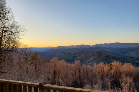 Leatherwood Mountains Resort