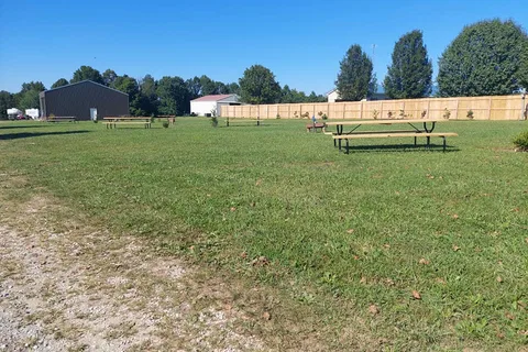Noble Pine Cabins & Horse Camp