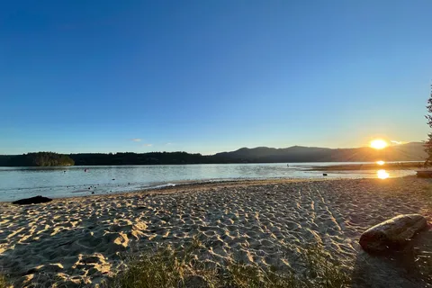 Porpoise Bay Provincial Park