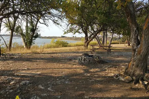 Quarry Bay - Fall River State Park