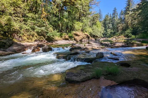 Cascadia State Park