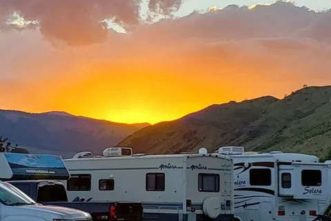 Sun Outdoors Yellowstone North