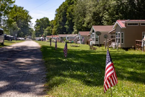 Sun Retreats Pleasant Acres Farm