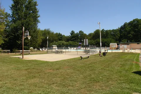 Twin Mills Camping Resort