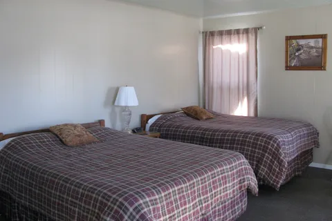 Three Bears RV Park, Cabins and Storage