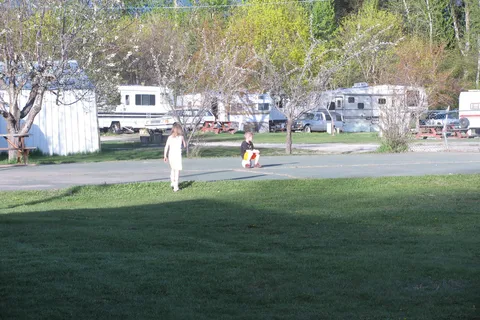 Three Bears RV Park, Cabins and Storage