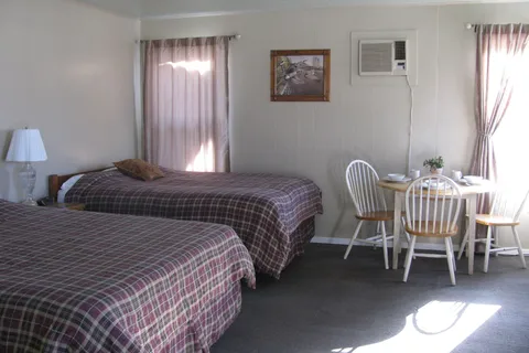 Three Bears RV Park, Cabins and Storage