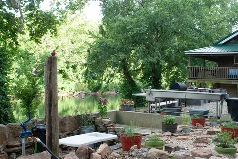 Cedar Mere Riverside