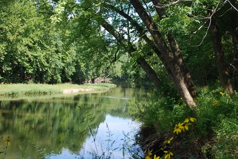 Cedar Mere Riverside
