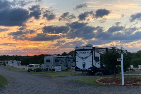 GrandStand RV Park - Talladega Alabama