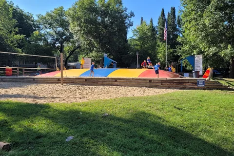 Smokey Hollow Campground