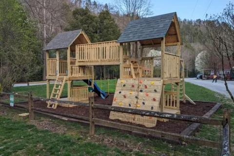 Mountain Stream RV Park