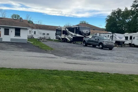 Cinderella Motel and Campsite