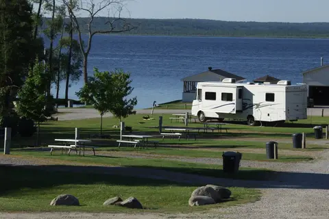 Jacks Landing Resort