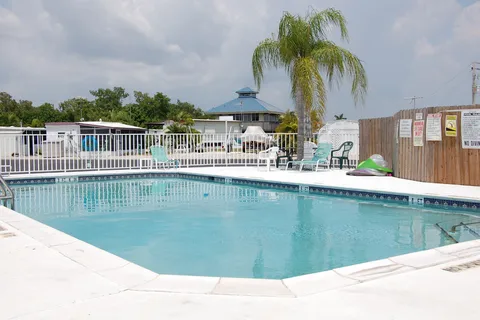 Ebb Tide RV Park
