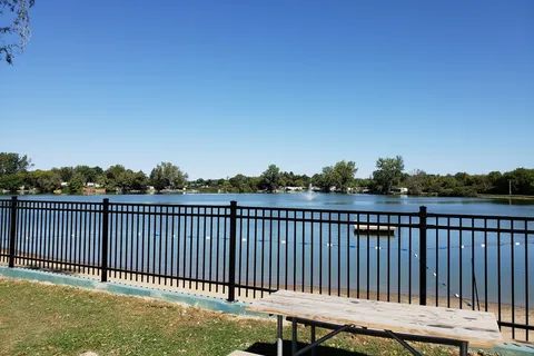 Willow Lake Park