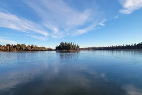 Twin Lakes - Crimson Lake Provincial Park