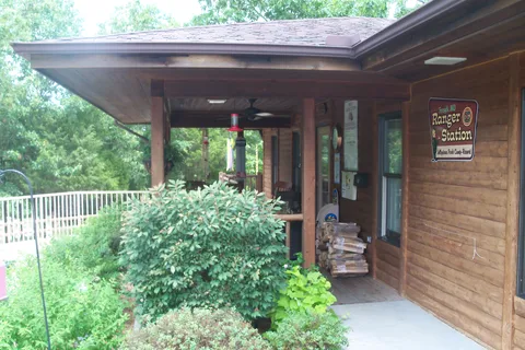 Jellystone Camp Resort