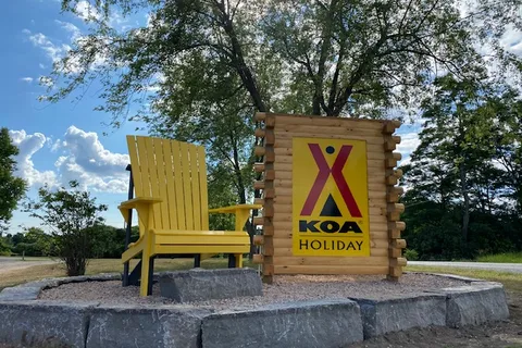 Brighton / 401 KOA Holiday