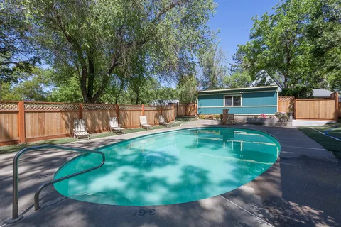 Ashland's Creekside Campground and RV Park