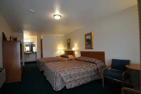 Legacy Inn and RV Park