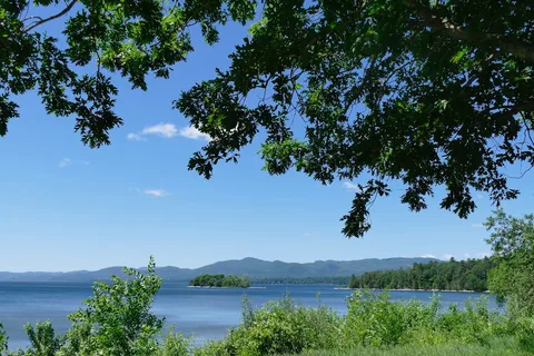 Button Bay State Park