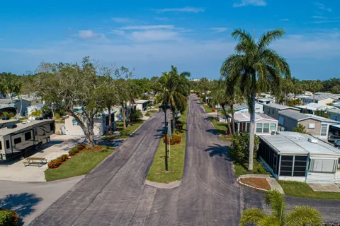 Groves RV Resort
