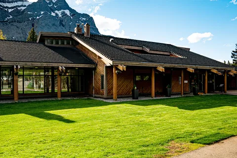 Mount Kidd RV Park