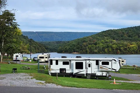 Lake Raystown Resort and Lodge