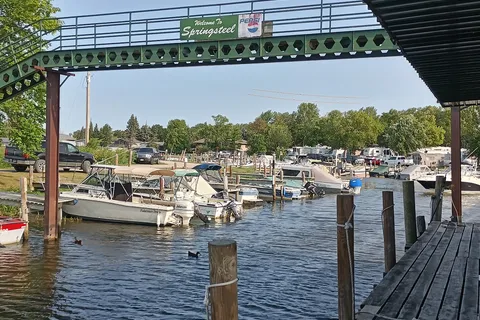 Springsteel Resort and Marina