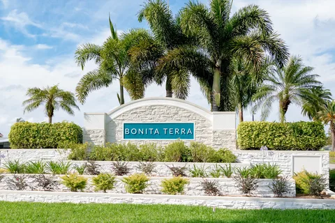 Bonita Terra (55+)