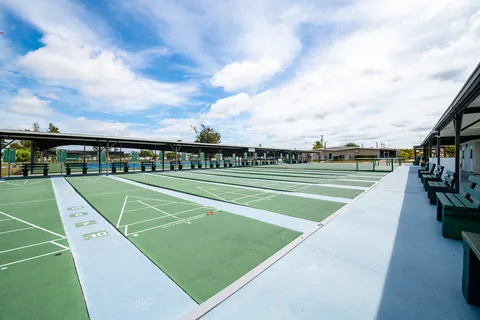 Bonita Terra (55+)