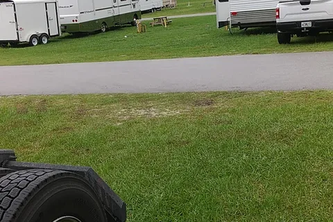 Motor Inns Motel and RV Resort