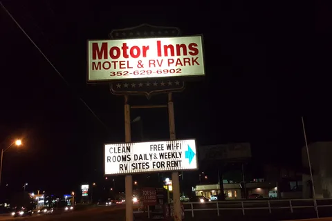Motor Inns Motel and RV Resort