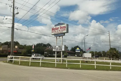 Motor Inns Motel and RV Resort