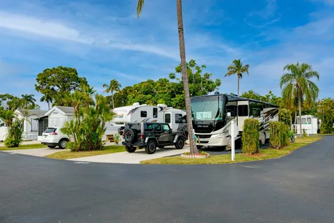 Northtide Naples RV Resort (55+)
