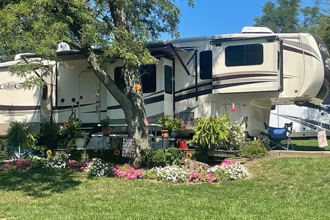 Diamond Lake Resort Campground