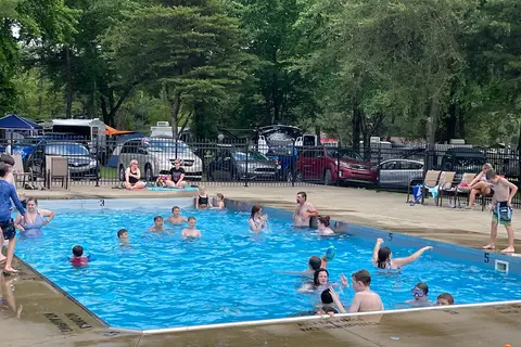 Diamond Lake Resort Campground