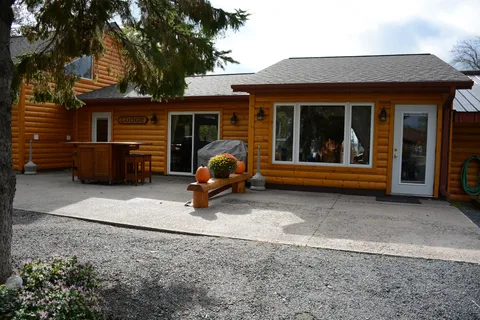 Little Winnie Resort and Campground