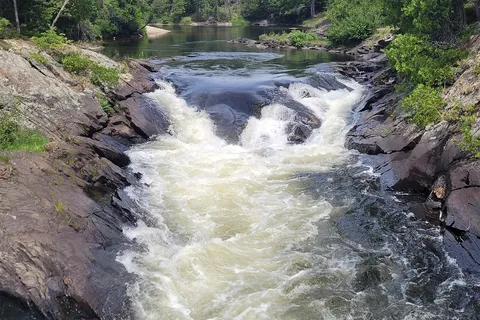 Chutes Provincial Park